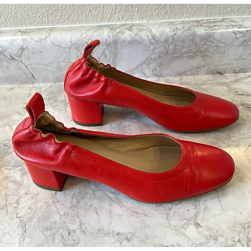 Everlane Women's US 6.5 Red Leather Round Toe Slip On Ruched Pumps